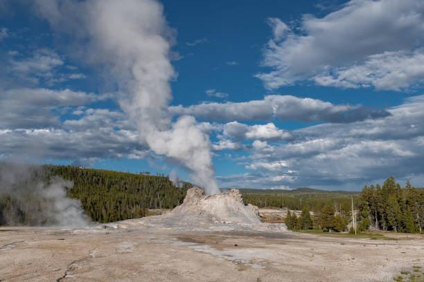 istock Castle Geyser, Yellowstone National Park 1089566086