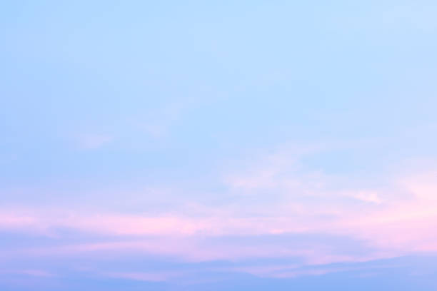 istock At the time, the sky was a little cloud to see each other. 1089601614