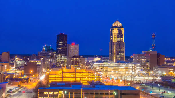 istock Des Moines Iowa skyline in USA 1089643394