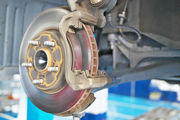 istock maintenance of the car 1089717642