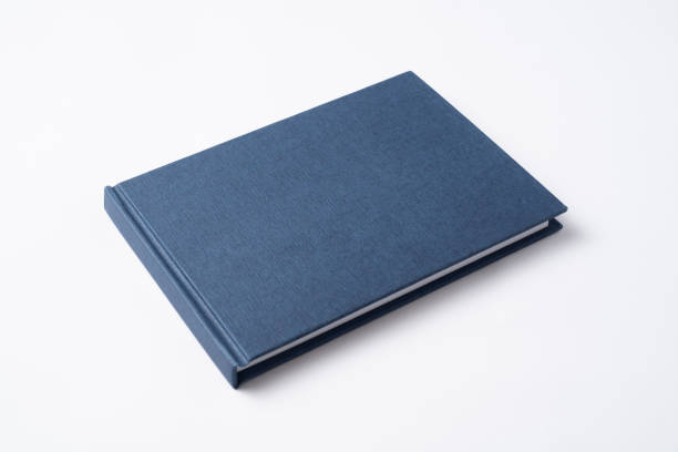 blaue notebook mit geöffneten seite - book open page hardcover book stock-fotos und bilder