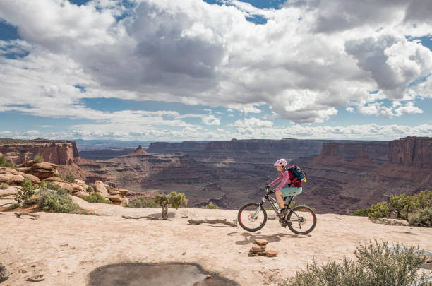 istock Mountainbiking at Dead Horse Point State Park Rim, Moab, Utah. 1089733452