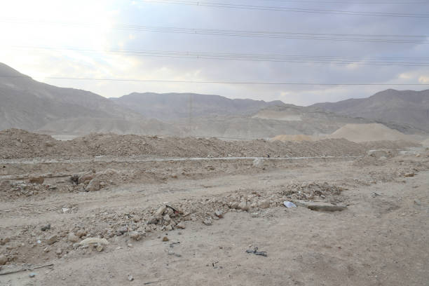 istock Ataqa mountains and the desert 1089739964