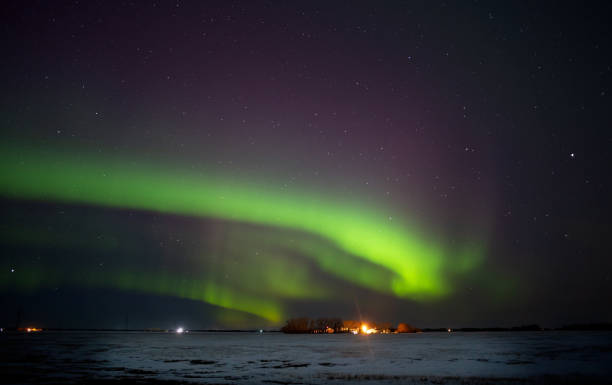 istock Northern Lights in the prairies 1089776434
