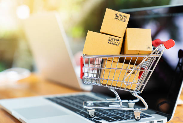istock online shopping and delivering concept 1089788972