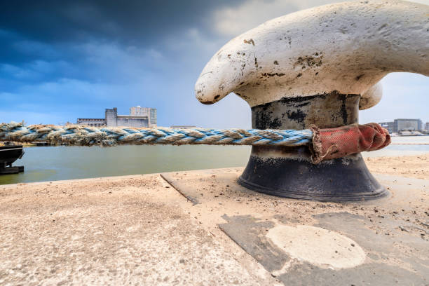 istock bolllard with Rotterdam's Maassilo in the background 1089800178
