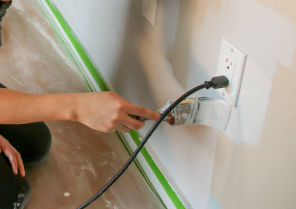 istock Painting for renovation 1089808102