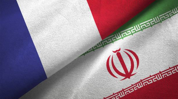 iran i francja dwie flagi razem realations tkaniny tekstylnej tekstury tkaniny - iranian flag zdjęcia i obrazy z banku zdjęć