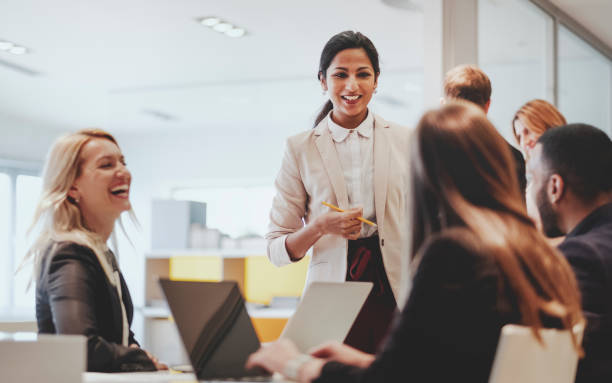 business people working in the office - contramestre imagens e fotografias de stock