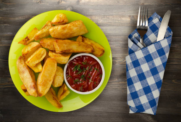 istock fry potatoes on a wooden background 1089813690