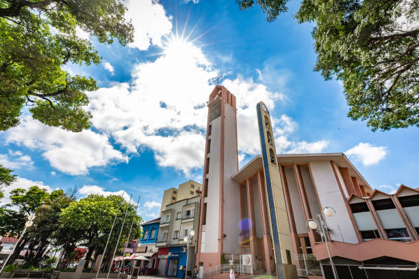 bauru, sao paulo/brasilien - 29. dezember 2018: rui barbosa ort in bauru stadt. die stadt befindet sich in são paulo zustand latiums - coutryside stock-fotos und bilder