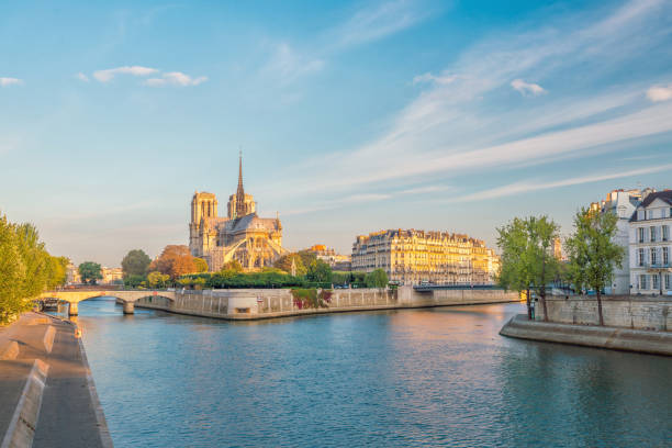 istock The beautiful Notre Dame de Paris 1089907688