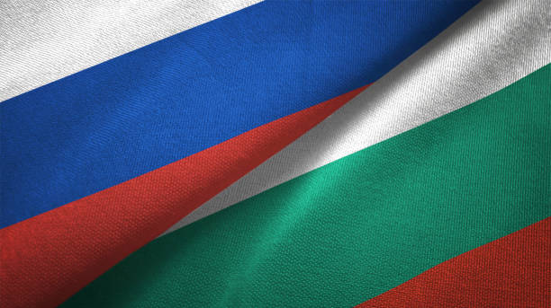 保加利亞和俄羅斯兩旗一起實現紡織布織物紋理 - 保加利亞 個照片及圖片檔