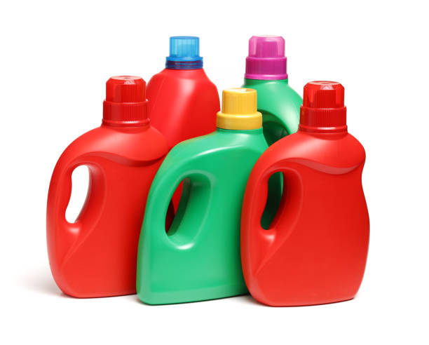 istock Laundry detergent bottle with fabric softener isolated on white background 1089938560