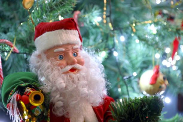 istock Santa at Christmas 1090038614