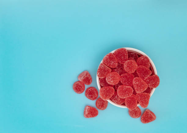 gumdrops - gum drop copy space sweet food gelatin dessert imagens e fotografias de stock