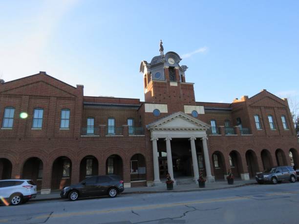 Tarrant County Courthouse in Grapevine, Texas Grapevine, Texas, USA -- December 22, 2018: Tarrant County Courthouse is located in downtown Grapevine, a suburb city of Fort Worth and Dallas, Texas. grapevine texas city stock pictures, royalty-free photos & images