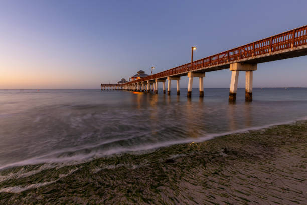 istock Fort Myers Beach 1090196916