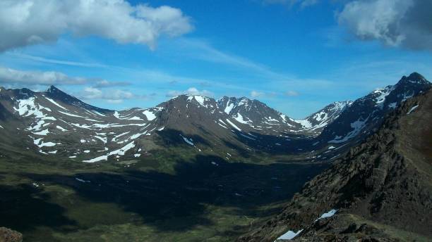 alaska, chropowate piękno, które nigdy się nie kończy. - flattop mountain zdjęcia i obrazy z banku zdjęć