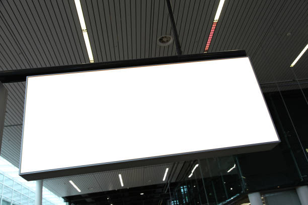 aéroport terminal panneau-réclame - lightbox airport airplane sign photos et images de collection
