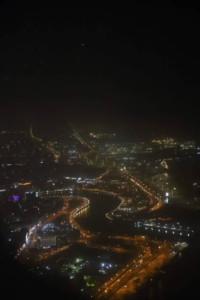 istock From above from Dawn to Dusk 1090379482
