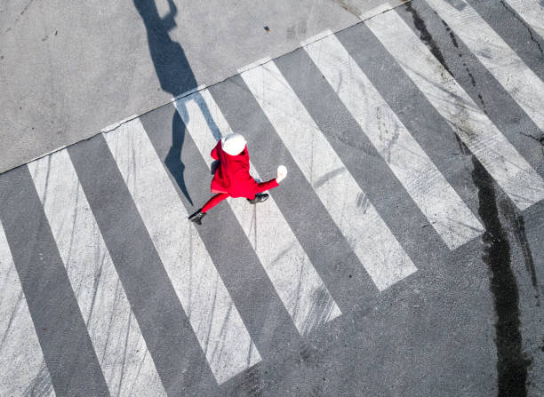 Top view of a pedestrian crosswalk Top view of a pedestrian crosswalk crossing stock pictures, royalty-free photos & images