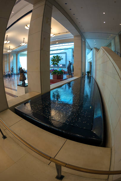 United States Capitol Visitor Center, Washington DC, USA Washington DC: The United States Capitol Visitor Center (CVC) is a large underground addition to the United States Capitol complex which serves as a gathering point for tourists. cvc stock pictures, royalty-free photos & images