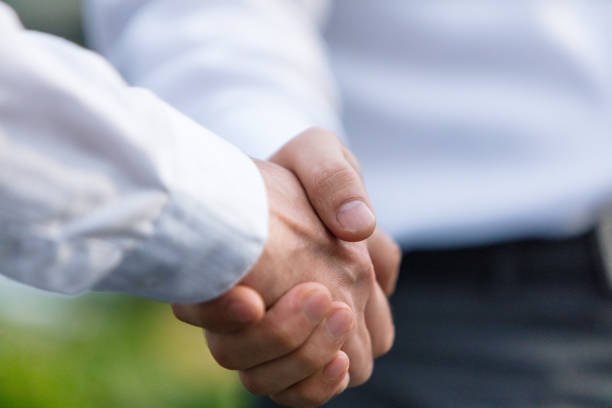 istock Business deal 1090472178