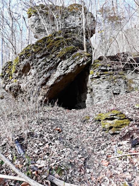 istock Cave Yellow Springs Ohio 1090474250
