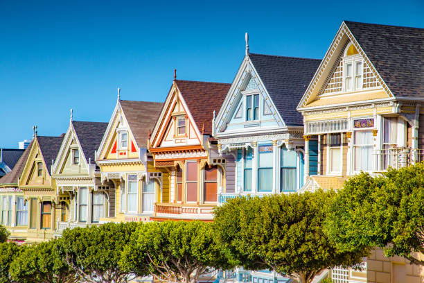 painted ladies ad alamo square, san francisco, california, usa - roof row house house san francisco county foto e immagini stock