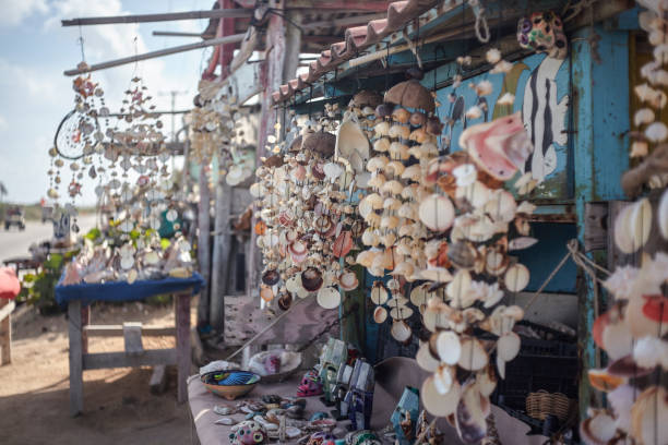 the dream catcher stand #2 - shell sea souvenir island imagens e fotografias de stock