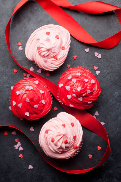 istock Delicious Valentine's day cupcakes 1090805792