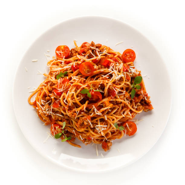 makaron z mięsem, sosem pomidorowym i parmezanem - spaghetti sauces pasta vegetable zdjęcia i obrazy z banku zdjęć