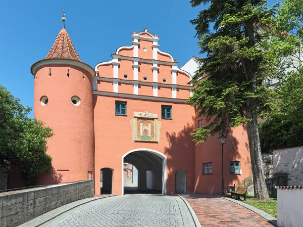 istock Upper Gate in Neuburg an der Donau, Germany 1090846518