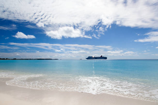 istock Cruising To Caribbean Island 1090972350