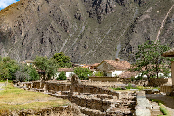istock Ancient Inca Ruins Of Ollantaytambo In Peru 1090983382
