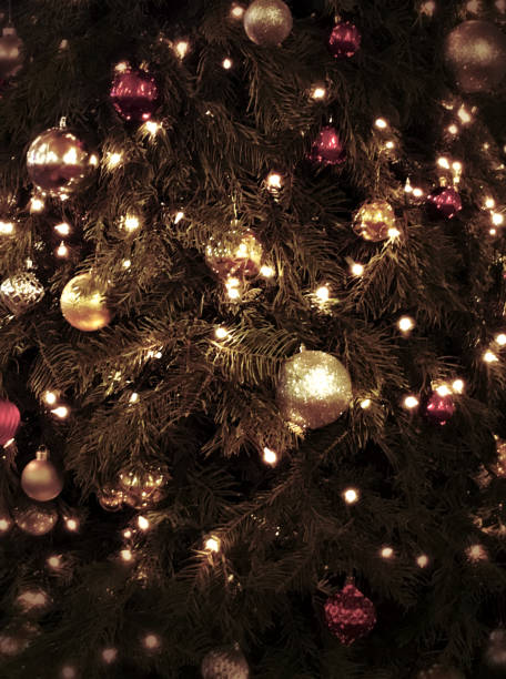 istock Elegant Retro Styled Christmas Tree Lights And Decorations 1091017292