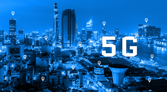 5G network wireless systems and internet of things (iot), Digital smart city and communication network. Very fast connect global wireless devices. Atom connect with metropolis background.