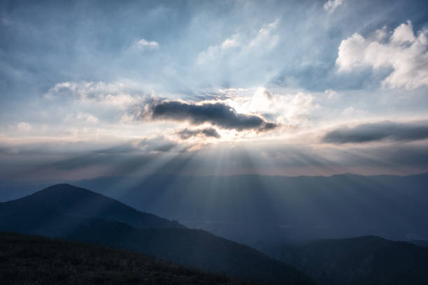 istock mountain view with the sky before sunset in the evening 1091118030