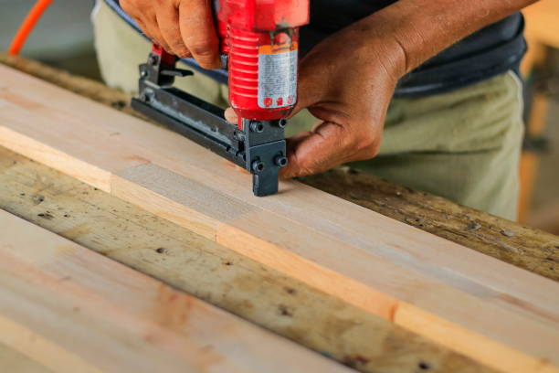 istock Carpenters are using tools with wood working furniture. 1091154810