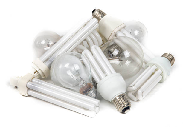 재활용 오래 된 전구 - recycled bulb 뉴스 사진 이미지