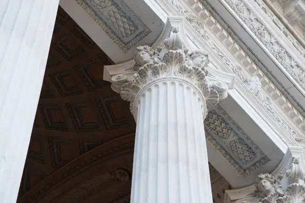 Column with Corinthian capital, detail