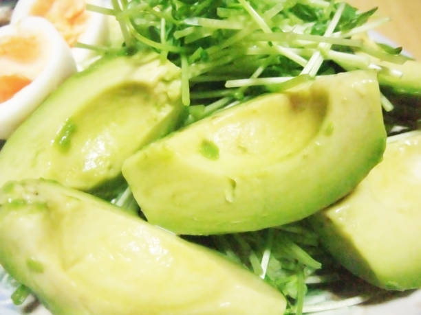 Avocado salad
