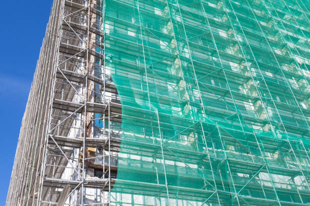 istock building for repair in scaffolding 1091301984