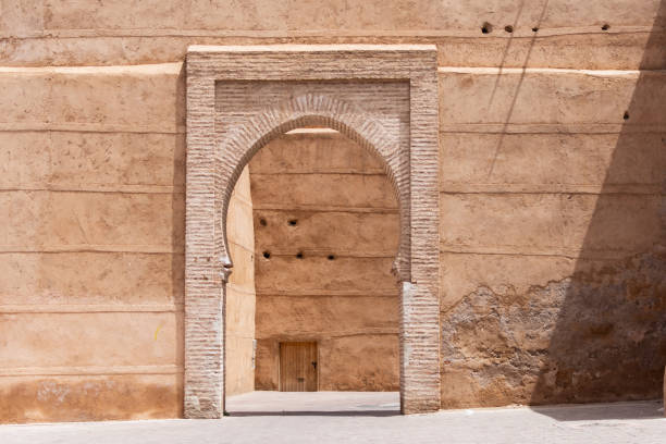 istock Arabic style wall door on a Marrakech street. 1091340060