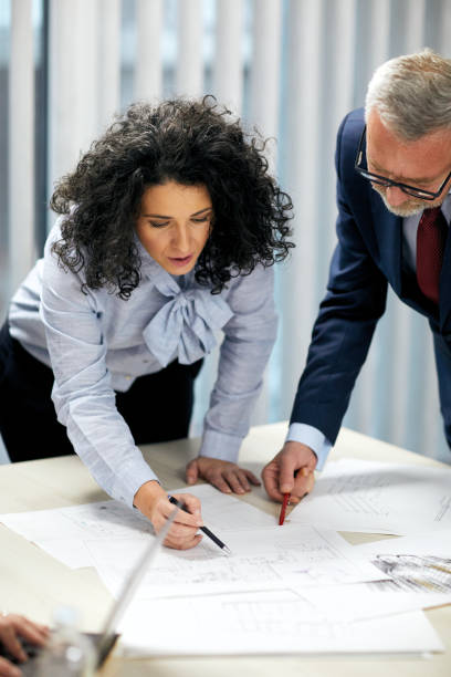 istock Business People Brainstorming 1091353468