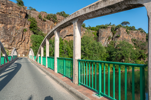 Puente sobre el río La Nartuby en Le Muy photo