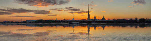 istock Decline panorama over Neva in St. Petersburg 1091431132