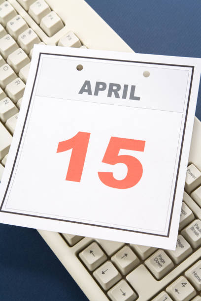 istock Calendar Tax Day 1091433304