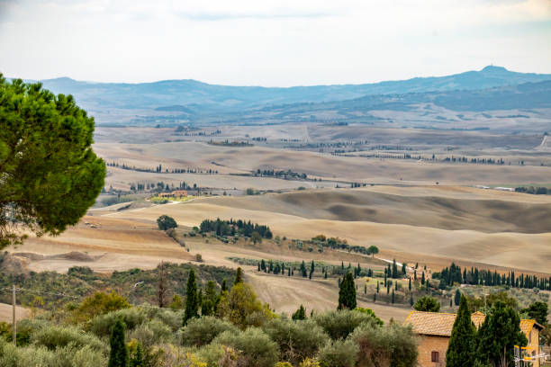 istock Val d’Orcia, Tuscany, Italy 1091448638